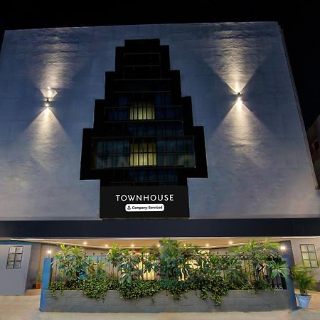 Hotel Super Townhouse Lakdikapul Hyderabad Exterior foto